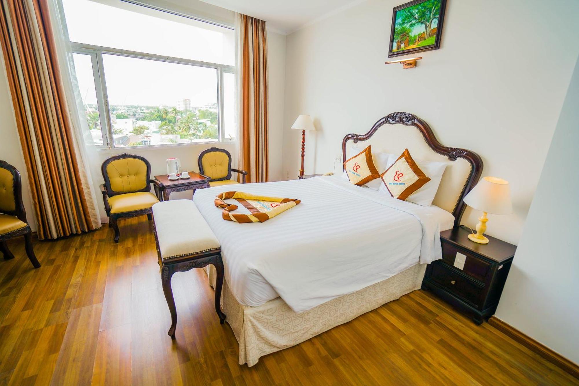 Hoa Binh 1 Hotel Long Xuyen Exterior photo