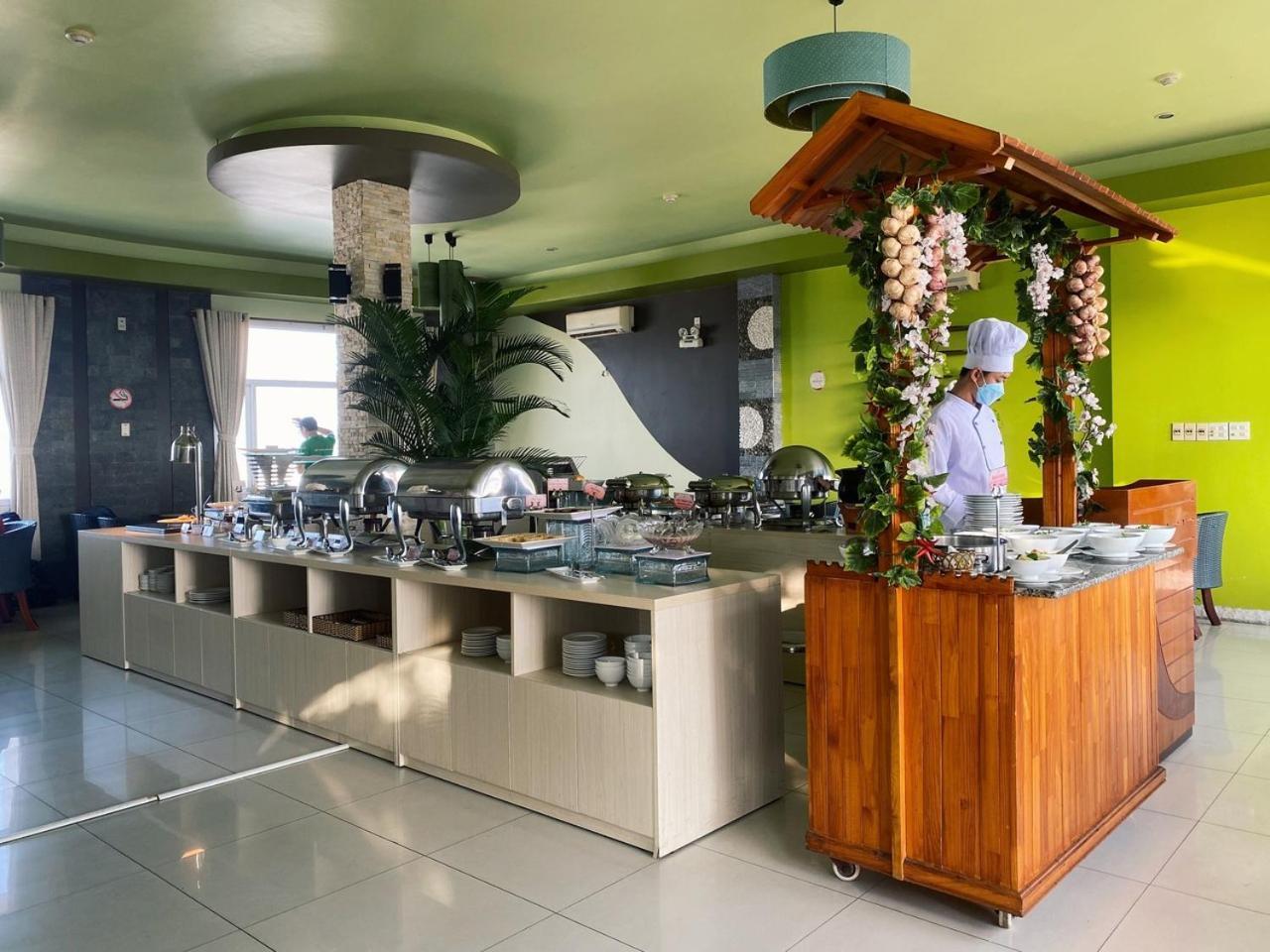 Hoa Binh 1 Hotel Long Xuyen Exterior photo
