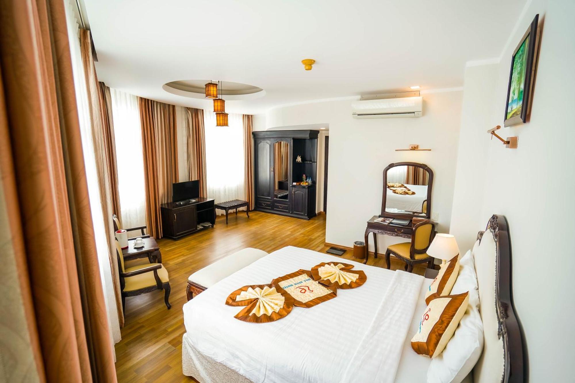 Hoa Binh 1 Hotel Long Xuyen Exterior photo