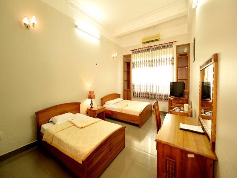 Hoa Binh 1 Hotel Long Xuyen Exterior photo